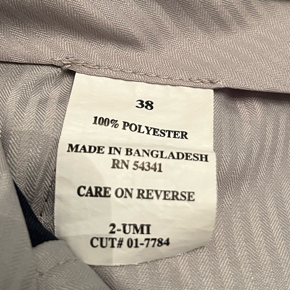 Navy men’s golf shorts - Picture 3 of 8